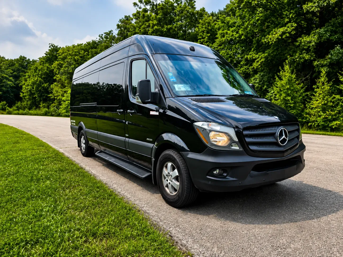 executive sprinter: Front exterior