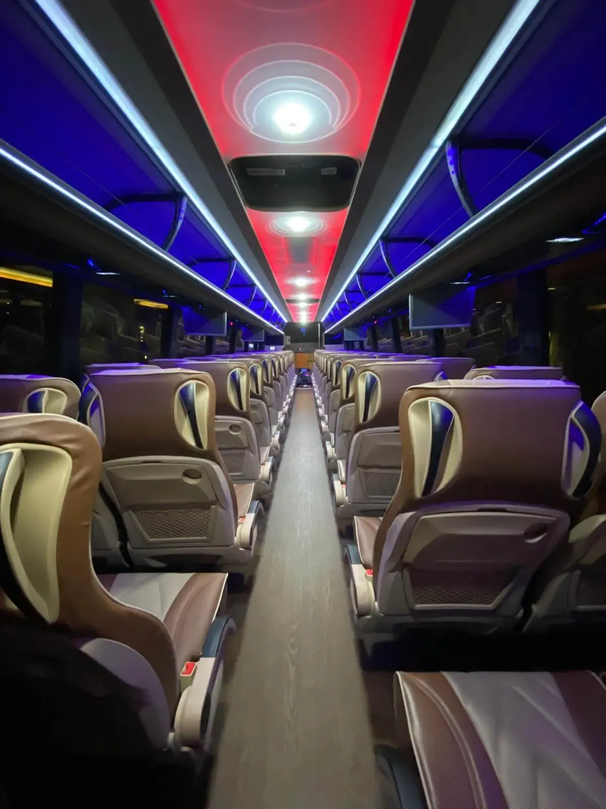 super coach bus: Interior view 3